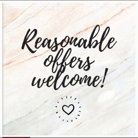 Lululemon, Nike, Under Armour, Adidas - Picture 1 of 5